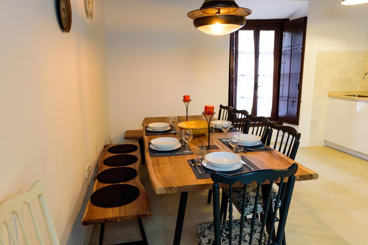 Casa De Los Venerables เซบีญา ภายนอก รูปภาพ